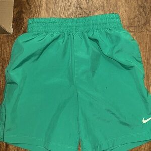 NIKE SMALL BOYS SHORTS KELLY GREEN DRAWSTRING  NIKE KELLY GREEN